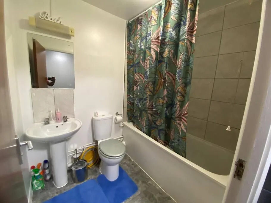 Entire 1 Bedroom City House ロンドン イギリス
